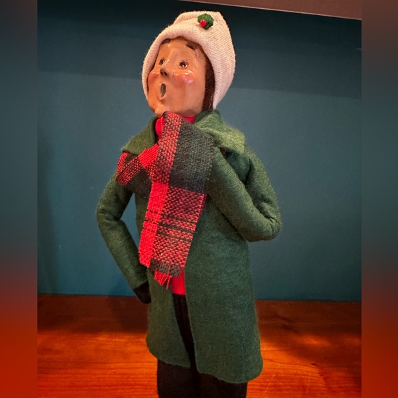 RARE-EUC Vintage BYERS' CHOICE 1995 Woman w/ Ice Skates Signed/Numbered: 52/100 - Picture 6 of 8